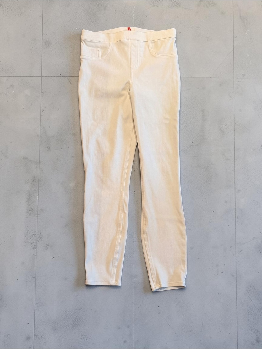 Women’s white Slim-Fit Pants
